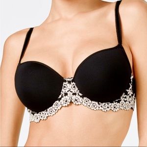Wacoal underwire lace lightly padded bra 38E (DD)